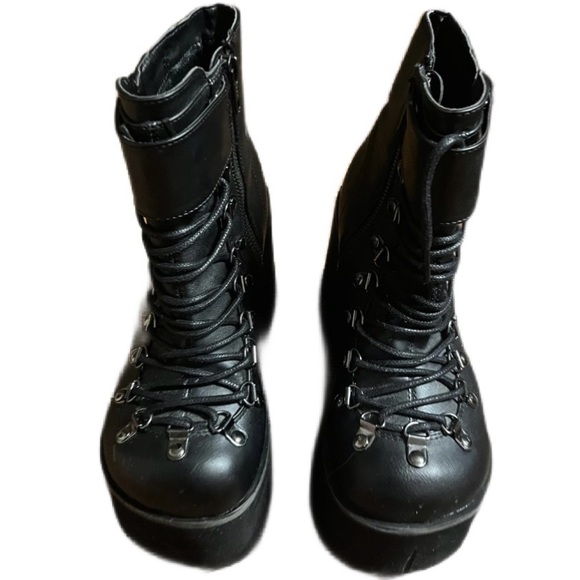 Demonia Shoes - Demonia Kera ~ Women’s Size 7 ~ Black Faux Lace-Up ~ Ankle ~ Gothic Boots